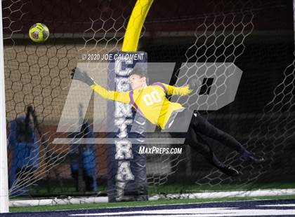 Thumbnail 2 in TMI-Episcopal @ Central Catholic photogallery.