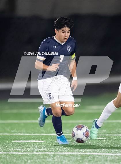 Thumbnail 2 in TMI-Episcopal @ Central Catholic photogallery.
