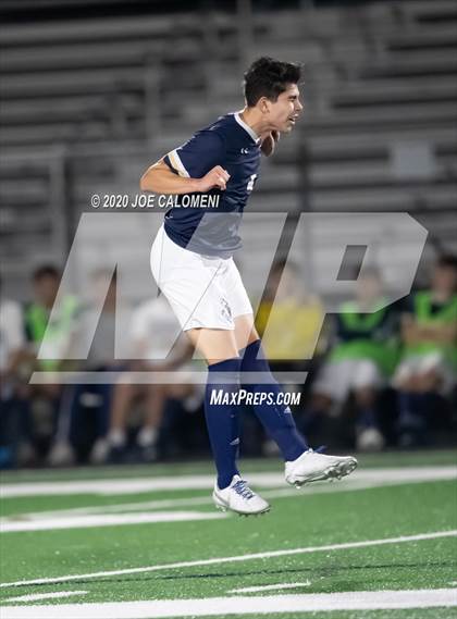 Thumbnail 3 in TMI-Episcopal @ Central Catholic photogallery.