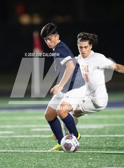 Thumbnail 2 in TMI-Episcopal @ Central Catholic photogallery.