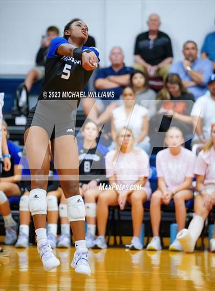 Thumbnail 3 in Pearland @ Friendswood photogallery.