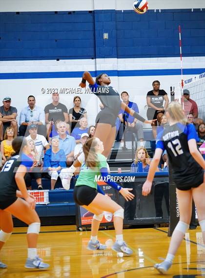 Thumbnail 2 in Pearland @ Friendswood photogallery.