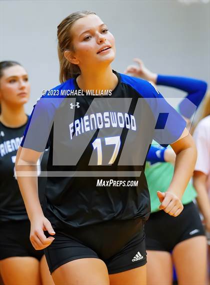 Thumbnail 3 in Pearland @ Friendswood photogallery.