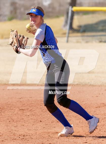 Thumbnail 1 in Spring Valley vs Moapa Valley (Sherm Bennett Memorial Tournament) photogallery.