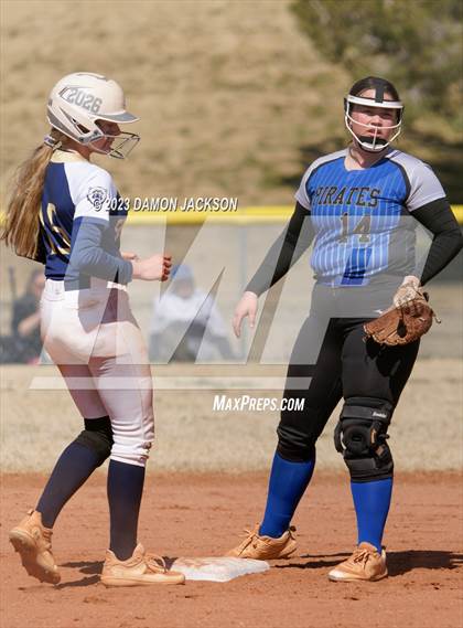 Thumbnail 3 in Spring Valley vs Moapa Valley (Sherm Bennett Memorial Tournament) photogallery.