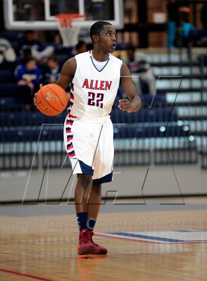 Thumbnail 2 in Creekview vs Allen (In N Out Burger Tournament) photogallery.