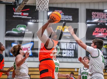 Thumbnail 2 in Hoxie vs Newport (3A-2 District Tournament) photogallery.