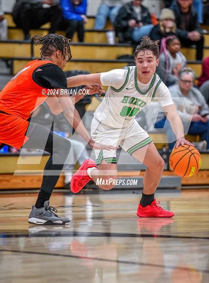 Thumbnail 3 in Hoxie vs Newport (3A-2 District Tournament) photogallery.