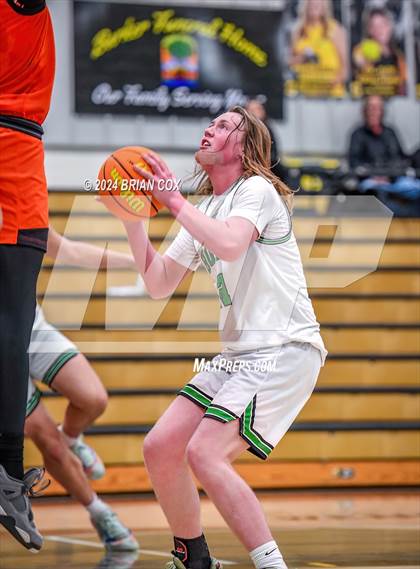 Thumbnail 3 in Hoxie vs Newport (3A-2 District Tournament) photogallery.