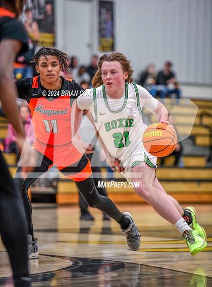 Thumbnail 1 in Hoxie vs Newport (3A-2 District Tournament) photogallery.