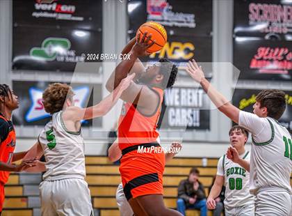 Thumbnail 1 in Hoxie vs Newport (3A-2 District Tournament) photogallery.