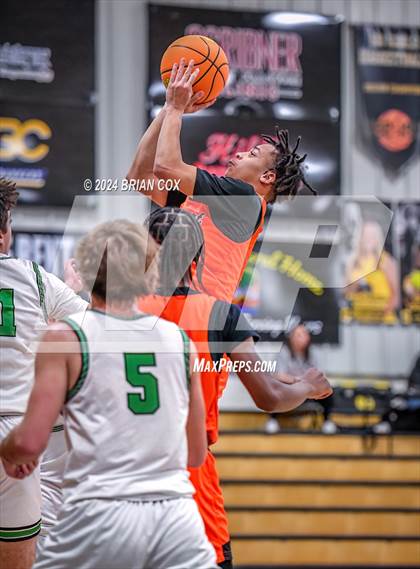 Thumbnail 1 in Hoxie vs Newport (3A-2 District Tournament) photogallery.
