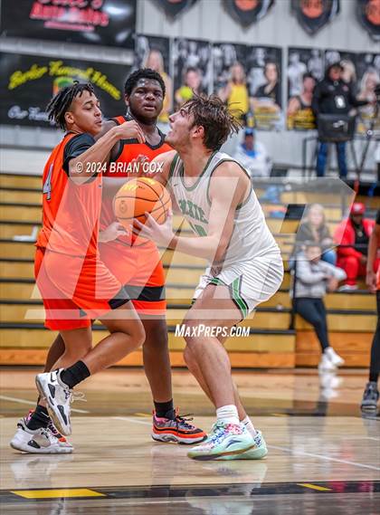 Thumbnail 1 in Hoxie vs Newport (3A-2 District Tournament) photogallery.