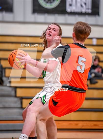 Thumbnail 2 in Hoxie vs Newport (3A-2 District Tournament) photogallery.