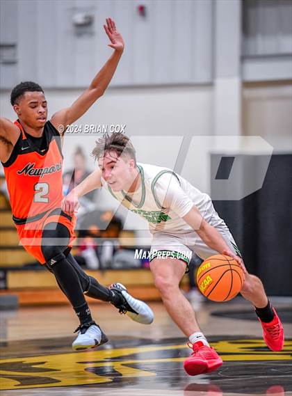 Thumbnail 2 in Hoxie vs Newport (3A-2 District Tournament) photogallery.