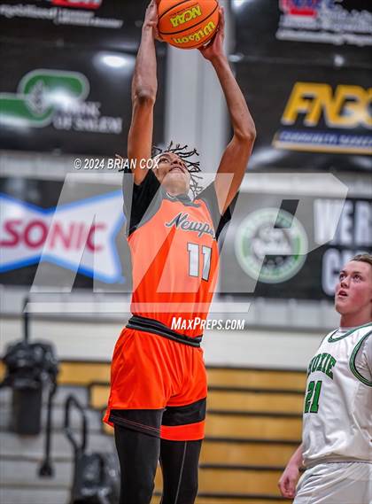 Thumbnail 3 in Hoxie vs Newport (3A-2 District Tournament) photogallery.