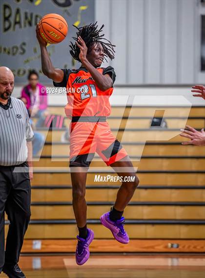 Thumbnail 3 in Hoxie vs Newport (3A-2 District Tournament) photogallery.