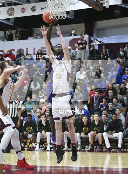 Thumbnail 3 in Gonzaga vs. Sacred Heart (Spalding Hoophall Classic) photogallery.