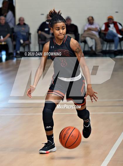 Thumbnail 1 in Dacula vs. Lanier (Ladies Classic) photogallery.
