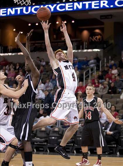 Thumbnail 1 in Newport @ Ryle (Ninth Region Quarterfinals) photogallery.
