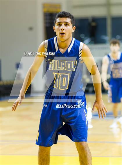 Thumbnail 2 in Gilroy vs. Harbor (S.C. Warriors NorCal Tournament) photogallery.