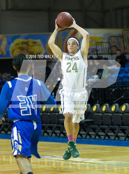 Thumbnail 3 in Gilroy vs. Harbor (S.C. Warriors NorCal Tournament) photogallery.