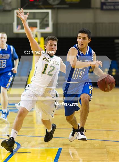 Thumbnail 2 in Gilroy vs. Harbor (S.C. Warriors NorCal Tournament) photogallery.