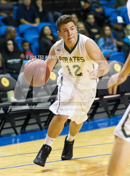 Thumbnail 3 in Gilroy vs. Harbor (S.C. Warriors NorCal Tournament) photogallery.