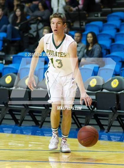 Thumbnail 3 in Gilroy vs. Harbor (S.C. Warriors NorCal Tournament) photogallery.