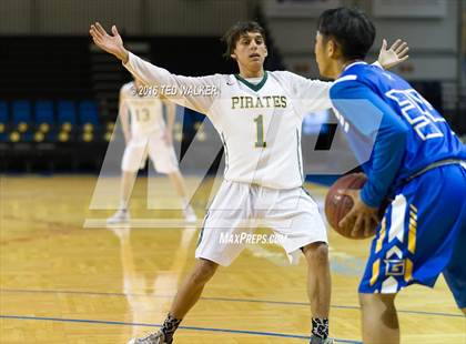Thumbnail 2 in Gilroy vs. Harbor (S.C. Warriors NorCal Tournament) photogallery.