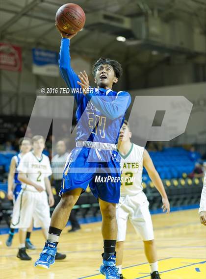 Thumbnail 2 in Gilroy vs. Harbor (S.C. Warriors NorCal Tournament) photogallery.