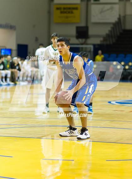 Thumbnail 1 in Gilroy vs. Harbor (S.C. Warriors NorCal Tournament) photogallery.