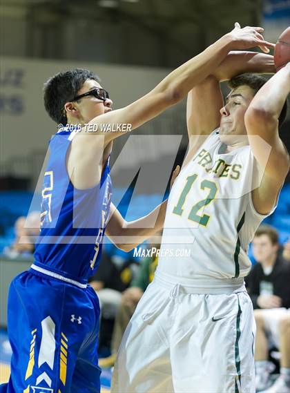 Thumbnail 3 in Gilroy vs. Harbor (S.C. Warriors NorCal Tournament) photogallery.