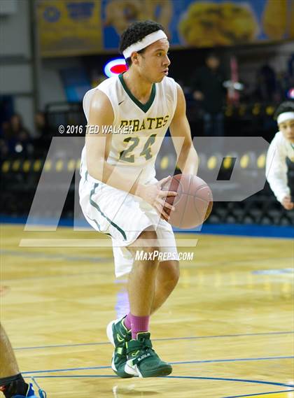 Thumbnail 2 in Gilroy vs. Harbor (S.C. Warriors NorCal Tournament) photogallery.