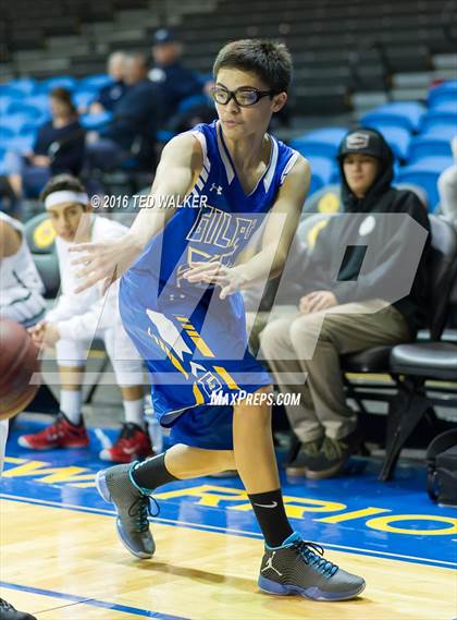 Thumbnail 2 in Gilroy vs. Harbor (S.C. Warriors NorCal Tournament) photogallery.