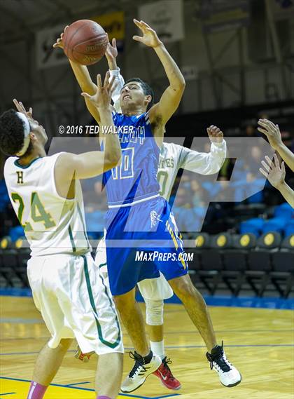 Thumbnail 1 in Gilroy vs. Harbor (S.C. Warriors NorCal Tournament) photogallery.