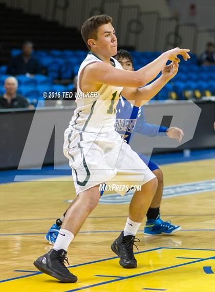 Thumbnail 2 in Gilroy vs. Harbor (S.C. Warriors NorCal Tournament) photogallery.