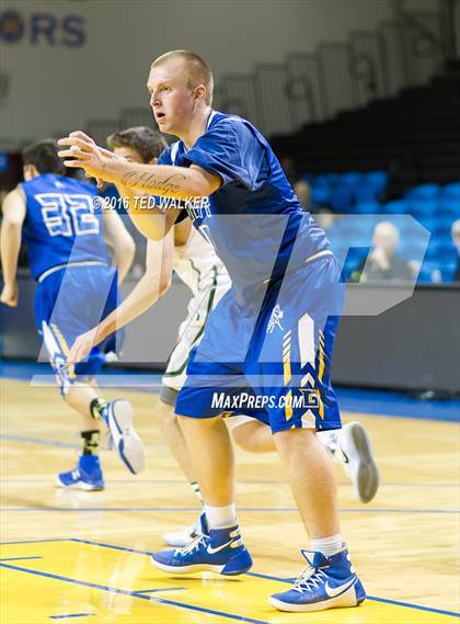 Thumbnail 3 in Gilroy vs. Harbor (S.C. Warriors NorCal Tournament) photogallery.