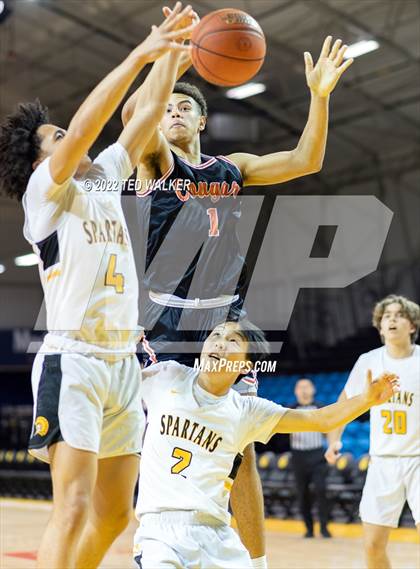 Thumbnail 3 in Mountain View vs. Half Moon Bay (Aptos - NC Warriors NorCal Tournament) photogallery.