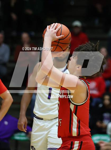 Thumbnail 1 in Center Grove vs Ben Davis (IHSAA 4A Semi State) photogallery.