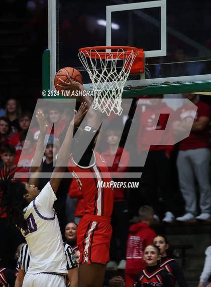 Thumbnail 2 in Center Grove vs Ben Davis (IHSAA 4A Semi State) photogallery.