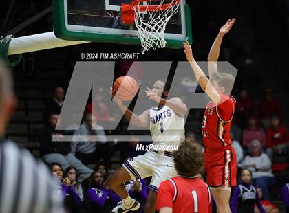 Thumbnail 2 in Center Grove vs Ben Davis (IHSAA 4A Semi State) photogallery.