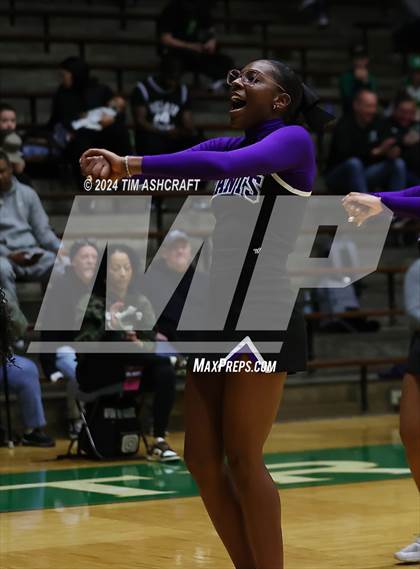 Thumbnail 2 in Center Grove vs Ben Davis (IHSAA 4A Semi State) photogallery.