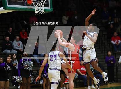 Thumbnail 1 in Center Grove vs Ben Davis (IHSAA 4A Semi State) photogallery.
