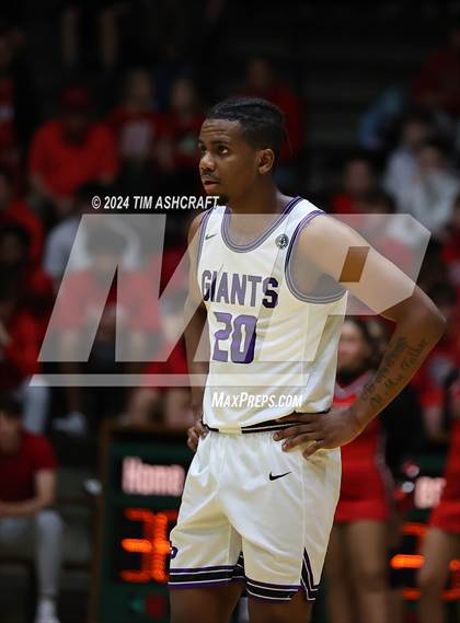 Thumbnail 2 in Center Grove vs Ben Davis (IHSAA 4A Semi State) photogallery.