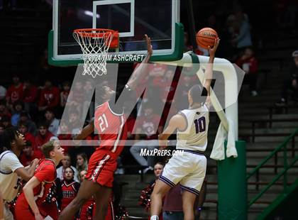 Thumbnail 3 in Center Grove vs Ben Davis (IHSAA 4A Semi State) photogallery.