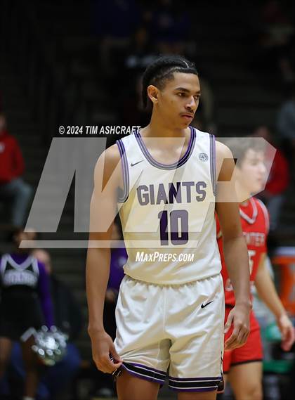Thumbnail 1 in Center Grove vs Ben Davis (IHSAA 4A Semi State) photogallery.