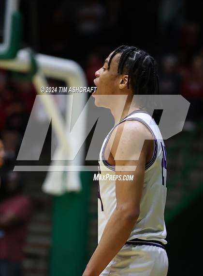 Thumbnail 1 in Center Grove vs Ben Davis (IHSAA 4A Semi State) photogallery.