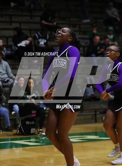 Thumbnail 3 in Center Grove vs Ben Davis (IHSAA 4A Semi State) photogallery.