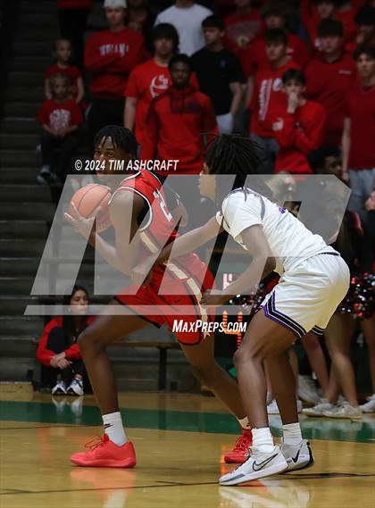 Thumbnail 1 in Center Grove vs Ben Davis (IHSAA 4A Semi State) photogallery.